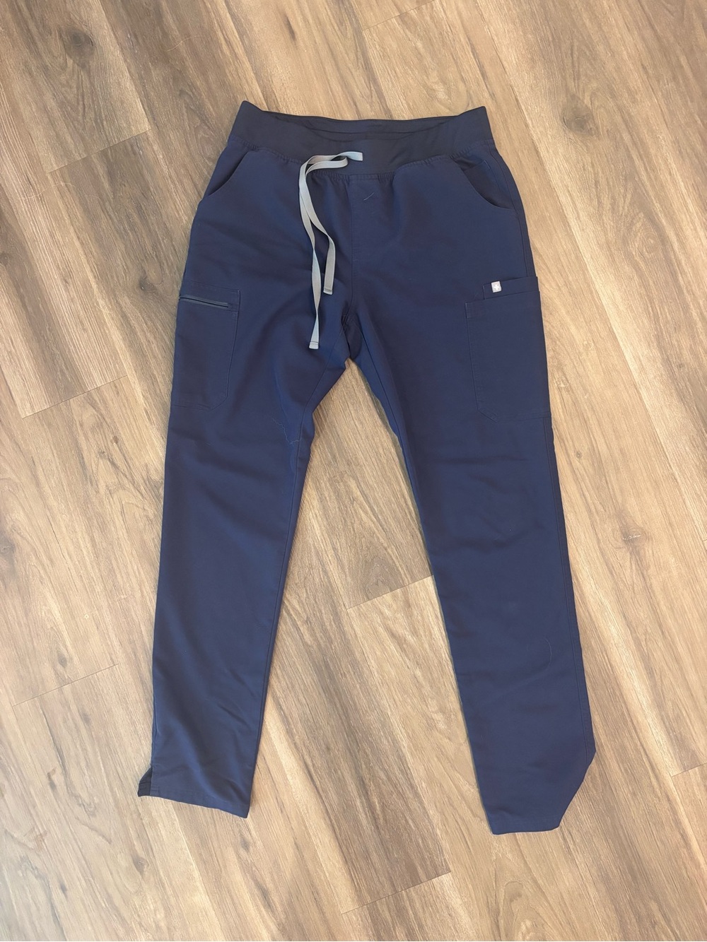 Figs Womens Navy Jogger Pants with Contrast Drawstring